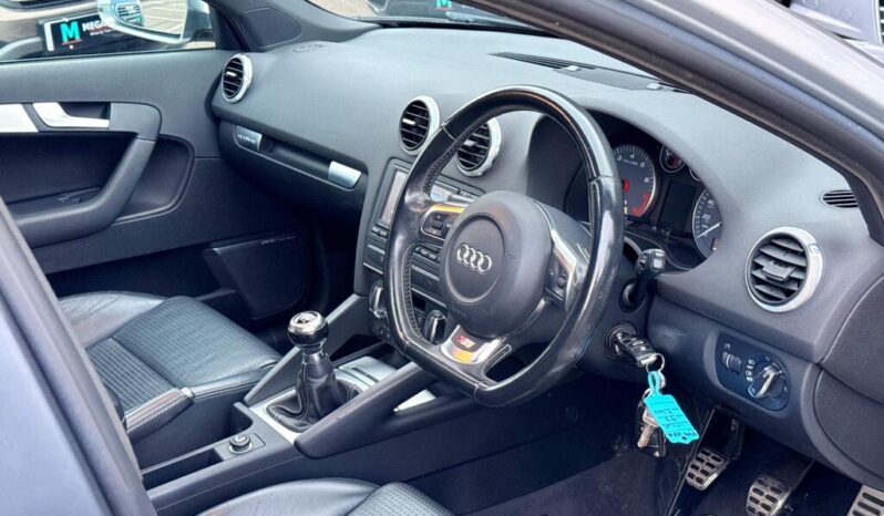 
								2009 Silver Audi S3 full									