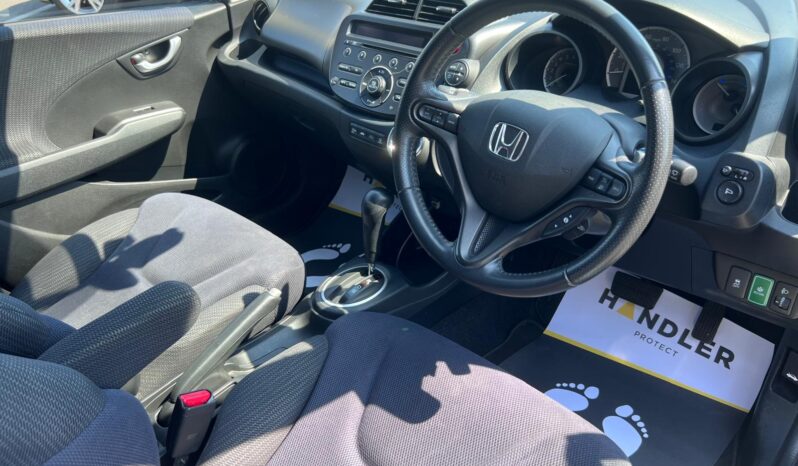 
								Honda Jazz HS (2011) full									