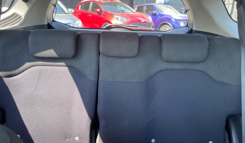 
								Honda Jazz HS (2011) full									
