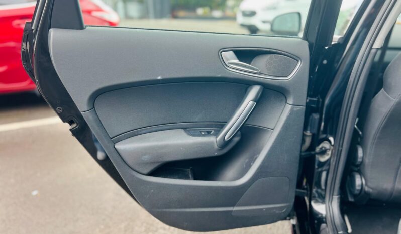 
								2013 Audi A1 Sport full									