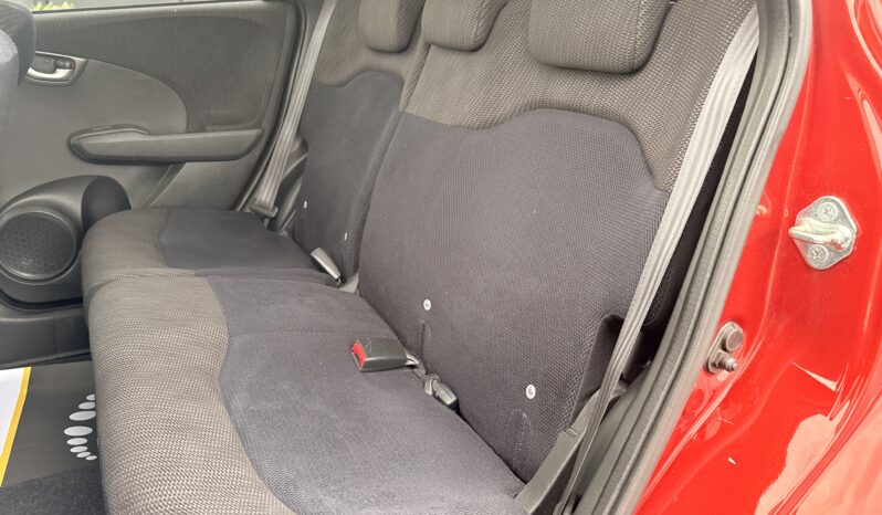 
								2015 Honda Jazz 1.4 full									