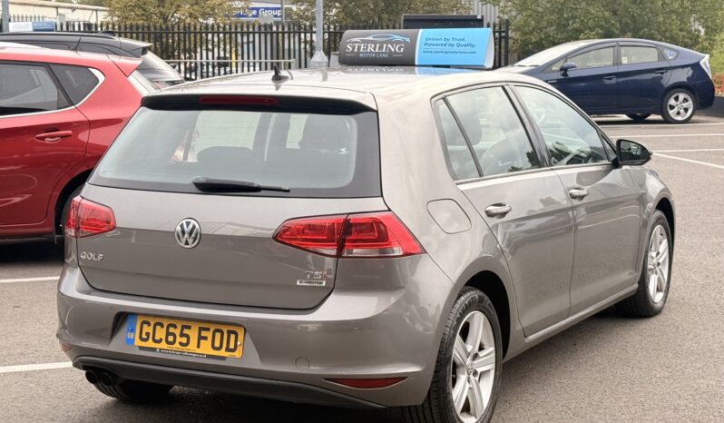 
								2016 Volkswagen Golf full									