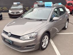 
										2016 Volkswagen Golf full									