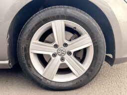 
										2016 Volkswagen Golf full									
