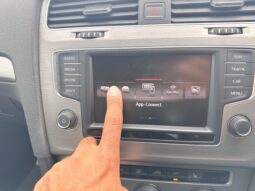 
										2016 Volkswagen Golf full									