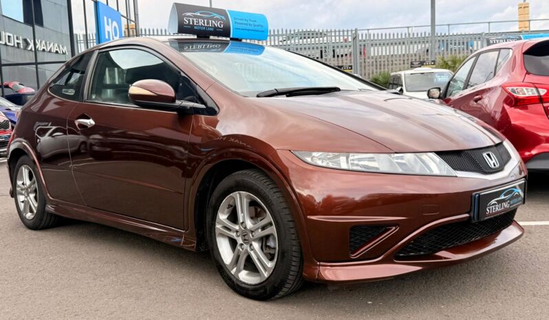 
								Honda Civic 1.4 full									
