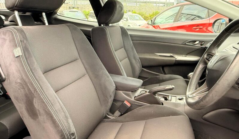 
								Honda Civic 1.4 full									