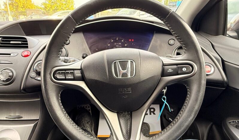 
								Honda Civic 1.4 full									