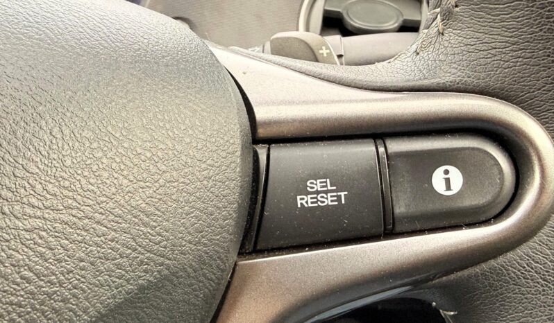 
								Honda Civic 1.4 full									