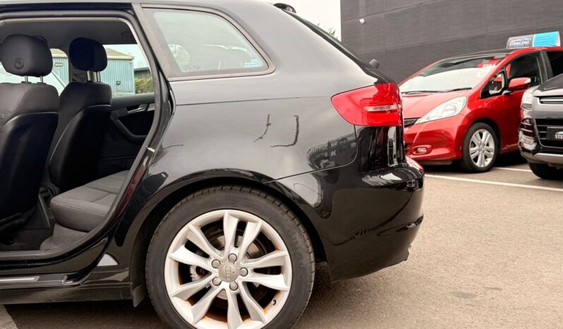 
								Audi A3 Sport (2010) full									