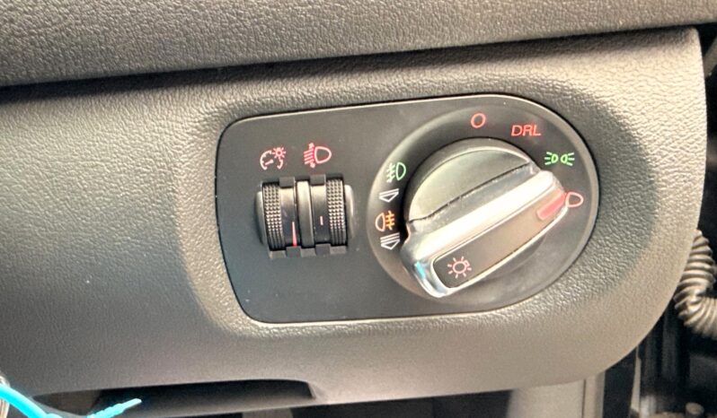 
								Audi A3 Sport (2010) full									