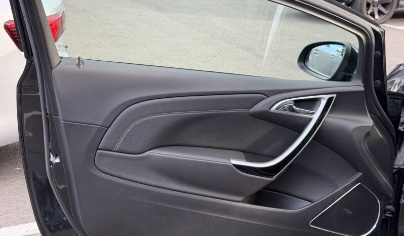 
								2013 Vauxhall Astra GTC full									