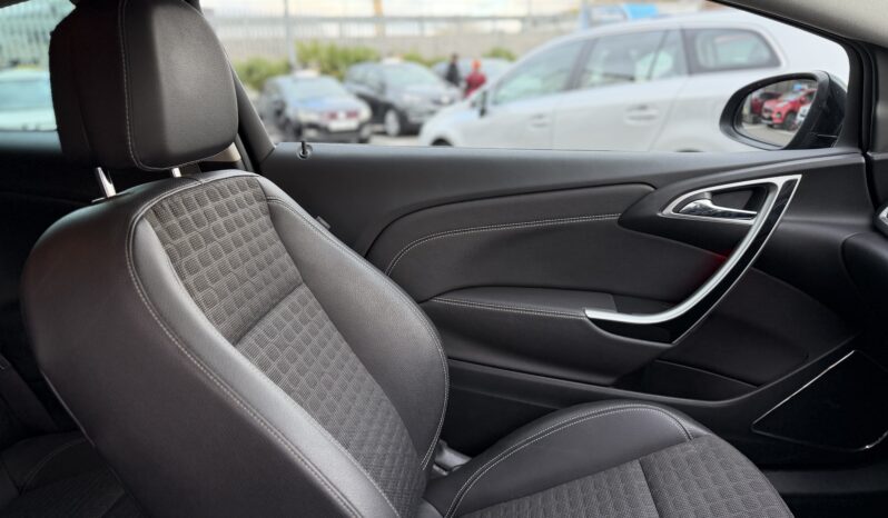 
								2013 Vauxhall Astra GTC full									