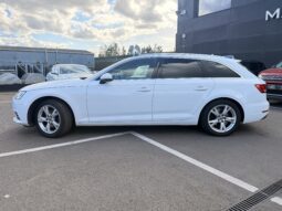 
										2016 Audi A4 Avant full									