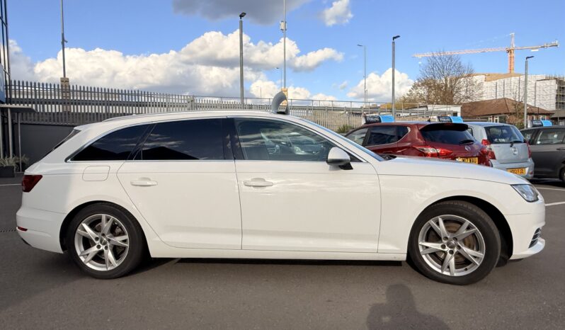 
								2016 Audi A4 Avant full									