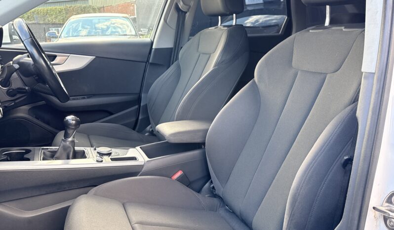 
								2016 Audi A4 Avant full									
