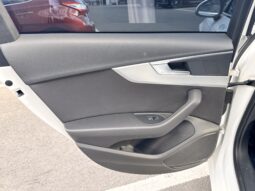
										2016 Audi A4 Avant full									