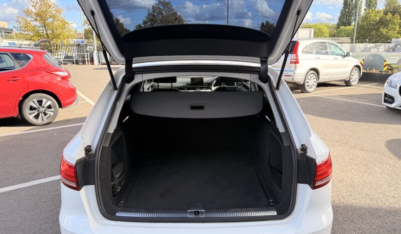 
								2016 Audi A4 Avant full									