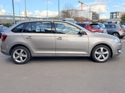 
										2016 Skoda Rapid Spaceback full									