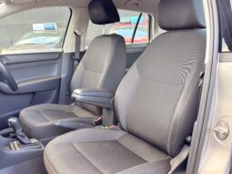 
										2016 Skoda Rapid Spaceback full									