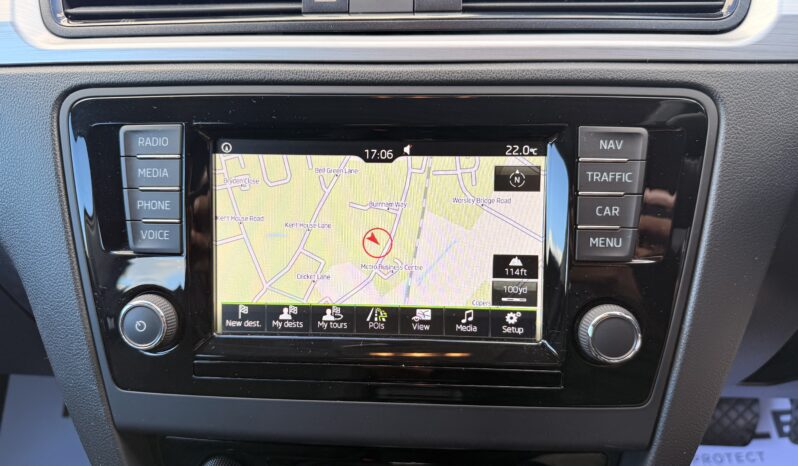 
								2016 Skoda Rapid Spaceback full									
