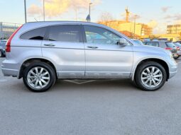 
										Honda CR-V full									