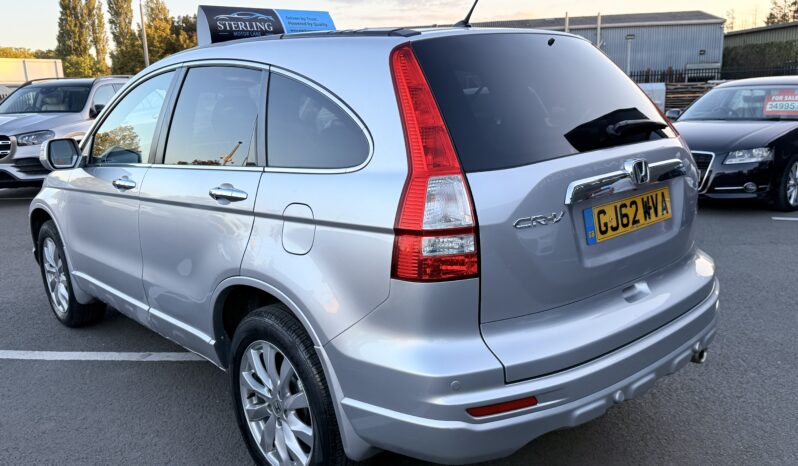 
								Honda CR-V full									