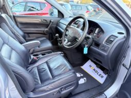 
										Honda CR-V full									