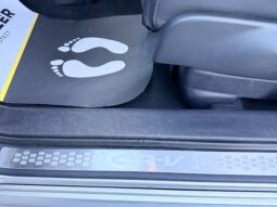
										Honda CR-V full									