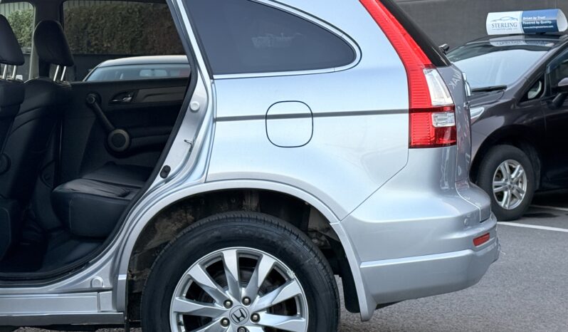 
								Honda CR-V full									