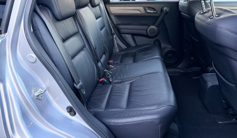 
								Honda CR-V full									
