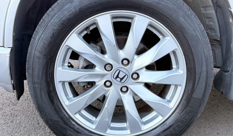 
								Honda CR-V full									