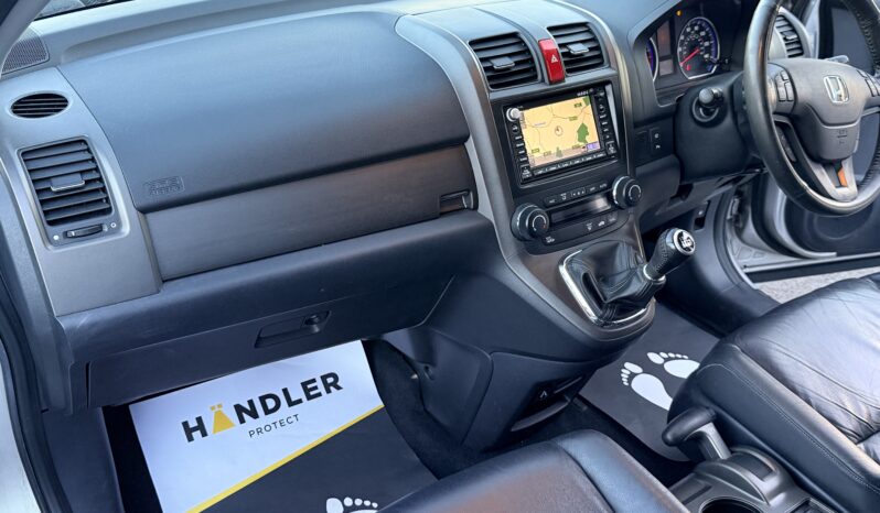 
								Honda CR-V full									