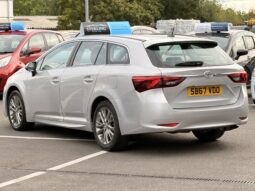 2017 Toyota Avensis