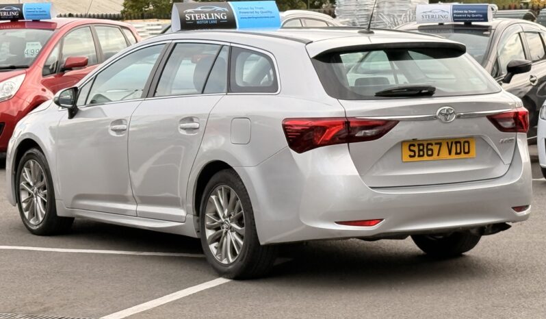 
								2017 Toyota Avensis full									