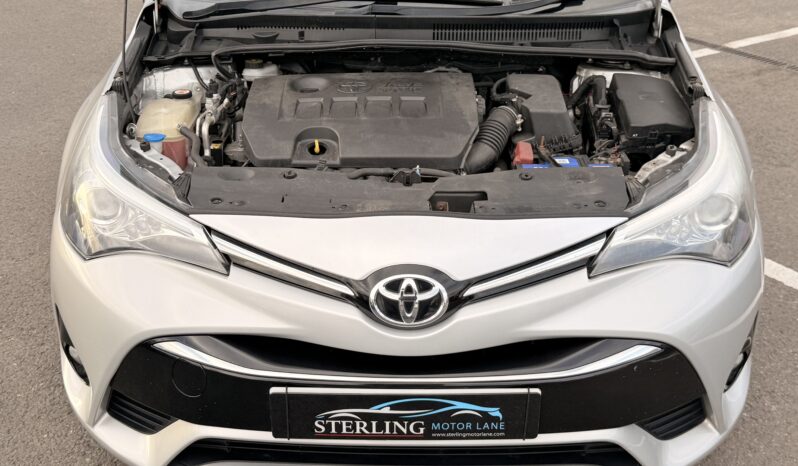 
								2017 Toyota Avensis full									